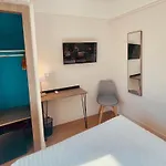 Courbet Hotel