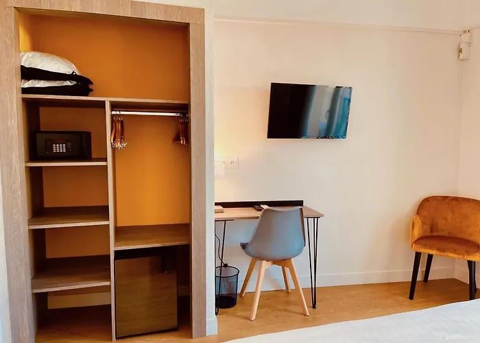 Hotel Courbet 3*
