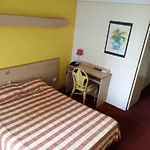 Courbet Hotel 3*
