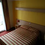 Hotel Courbet Juan-les-Pins