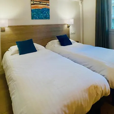 Hotell Courbet Juan-les-Pins