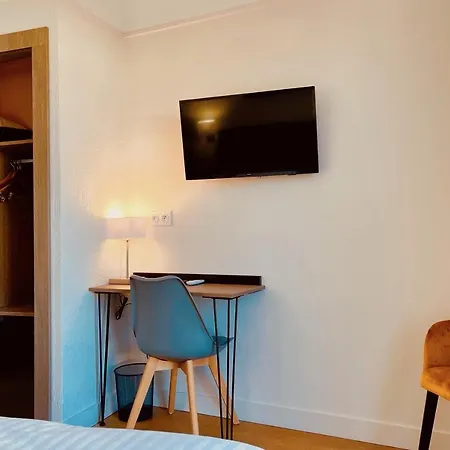 Hotell Courbet Juan-les-Pins