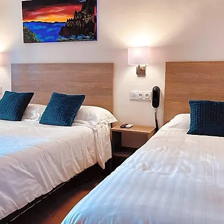 Hotel Courbet Juan-les-Pins