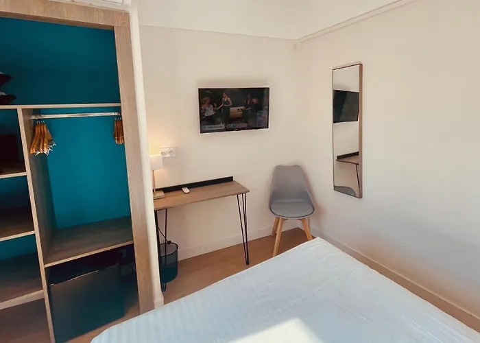 Courbet Hotel